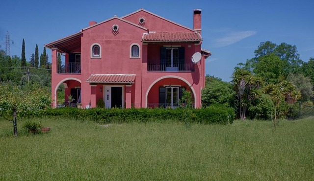 VILLA CHRISTINA