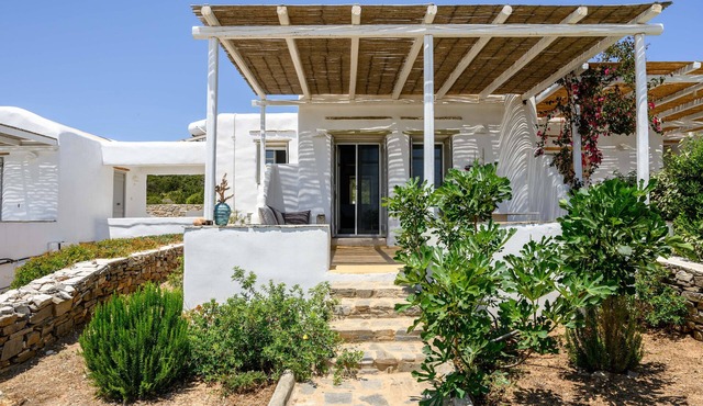 Villa "Christina Santa Maria" with Sea View, 2 Private Terraces & Wi-Fi