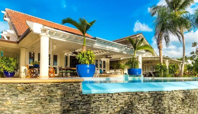 Villa Colinas 01 – Luxury Private Villa