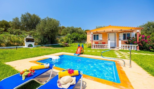 Villa Eleftheria - Two Bedroom Villa, Sleeps 4