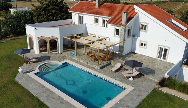 Villa Eos Fanes