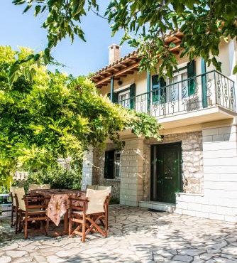 Villa Ilias