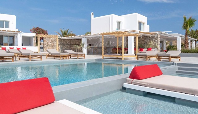 Villa in Dhriopís with 20 bedrooms sleeps 40