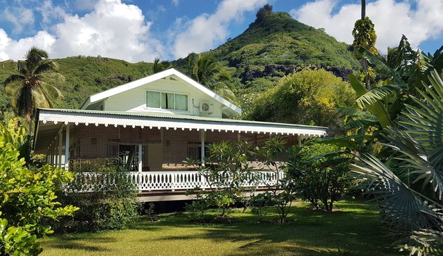 Villa Iris by Tahiti Homes
