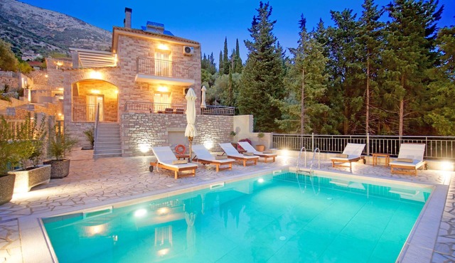 Villa Joanna by Villa Plus