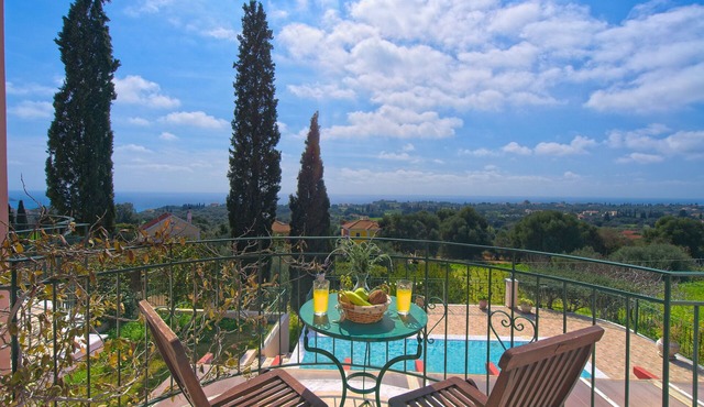Villa Joanna Luxury Villa with Private pool and Stunning sea views.