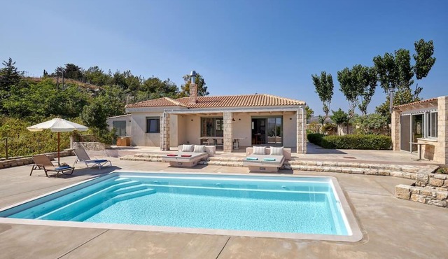 Villa Kanaki Private Pool Villa for Familes and Groups