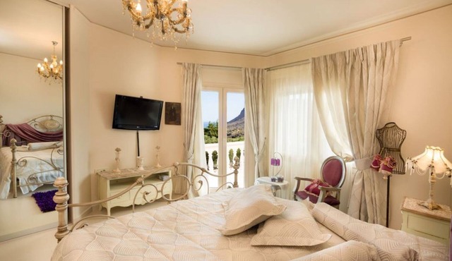 villa Kokalis resort 4 with private pool with a fantastic view