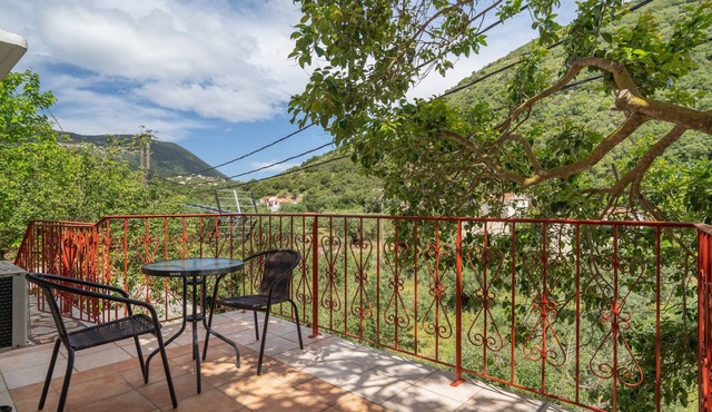 Villa Liana Country House with Sea View
