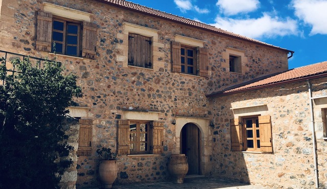 Villa Magdalena - A luxury traditional house of over 200 years, fully restored