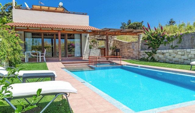 Villa Mandarin Platanias