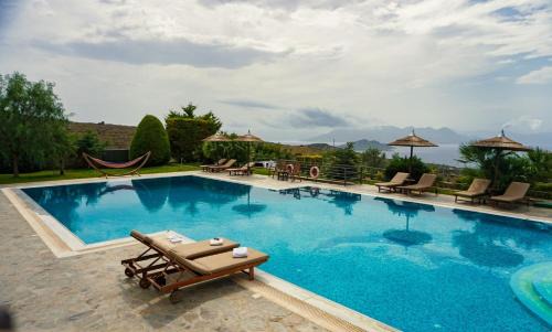 Villa Marini Aegina - Panoramic Sea Views, Pool side retreats & privacy