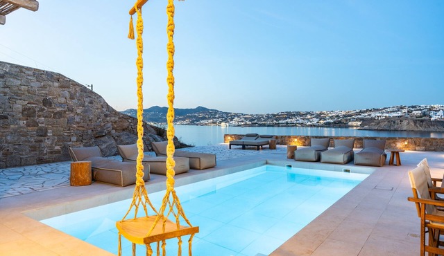 Villa 'Myko By The Sea' with Sea View, Wi-Fi and Air Conditioning