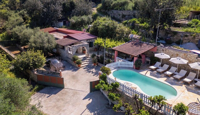 Villa Nikolas - House with pool near Almyrida in Crete