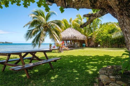 Villa Ohana - 4BR Beachfront Villa