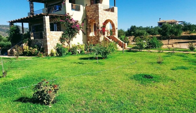 Villa Othon - Leni Τhe most beautiful sunsets in the Laconian Gulf.