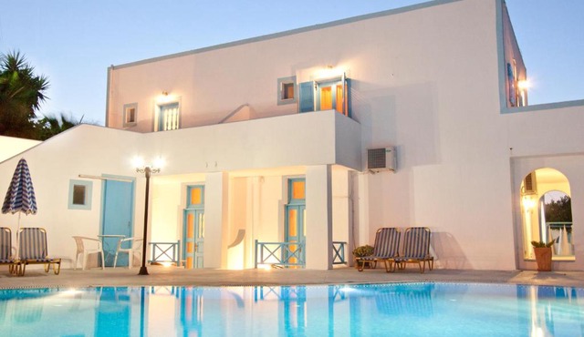 Villa Pelekanos