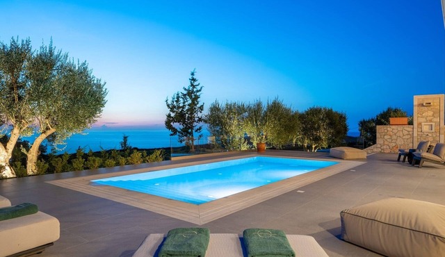 Villa Philaea, Divine Sea Views, Private Pool, Furnished Terrace, Kefalonia