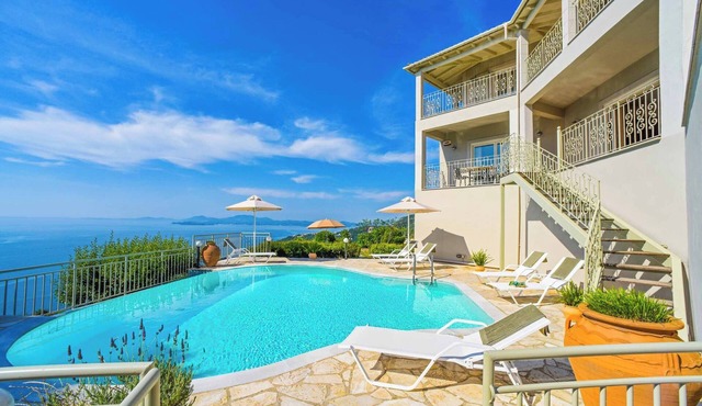 Villa Seascape - Three Bedroom Villa, Sleeps 6