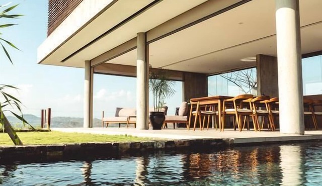 Villa Strata