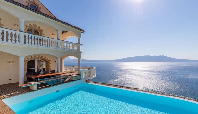 Villa Sun Rock | Ravdoucha