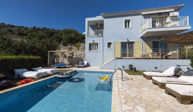 Villa With Private,Heated Swimming Pool And Breathtaking Sea Views