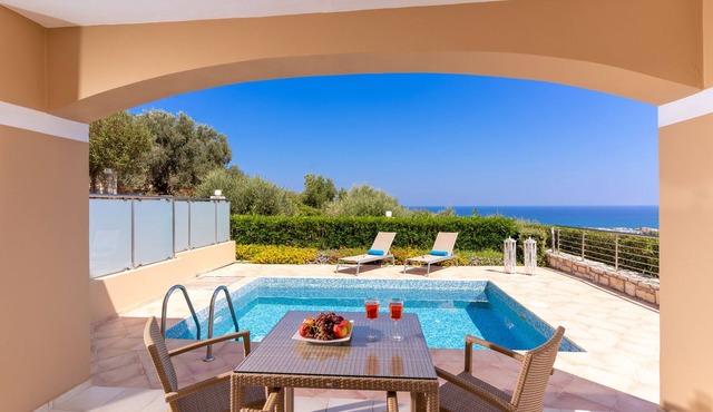 Villa With Sea View, Breakfast included, 800 Metres From Sandy Beach, Playground