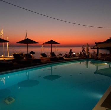 Violetta Seaside Studios&Apartments