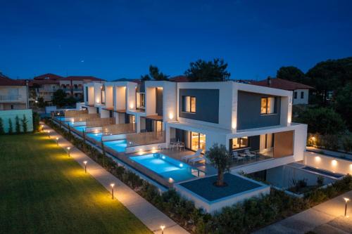 Viridian Exclusive Villas