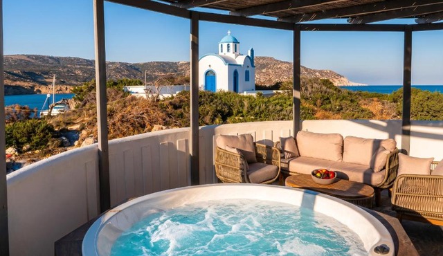 Vista Maris Suites