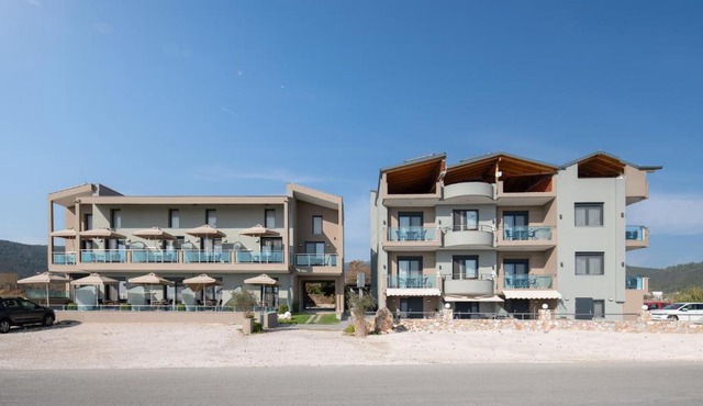 Vrahakia beach