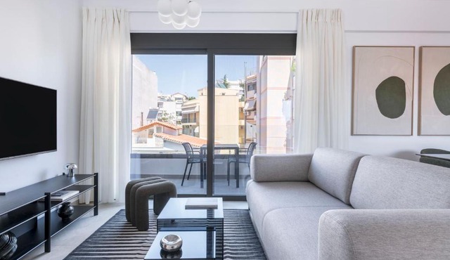 Vyronos Maisonettes by UPSTREET