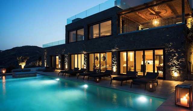 Waterfront View Villa with Private Pool