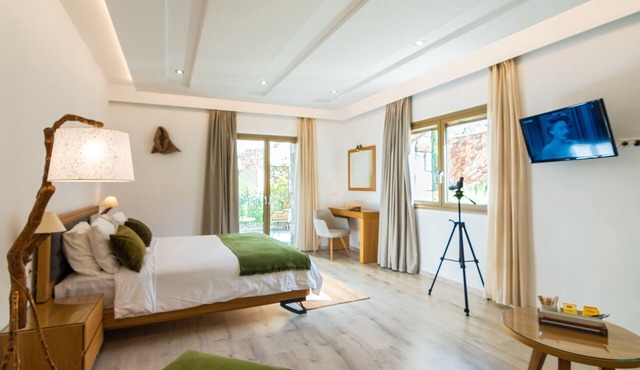 White Donkey Hotel