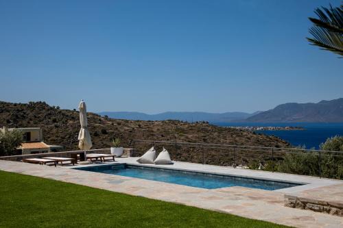 White Stone Villa