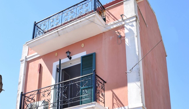 Wonderful 5-6 people maisonette with splendid view of Lefkimmi river in Corfu