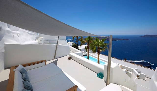 Wonderful Santorini Villa | 3 Bedrooms | Aura Villa | Private Infinity Pool