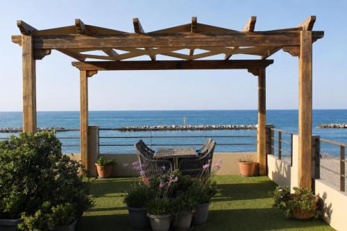 Xristinas Seaside Apartments