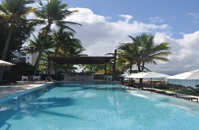1BD condo in kids-friendly beachfront residence, near all shops/restaurants