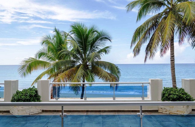 2BD Beachfront Condo with great sea views in Central Cabarete!