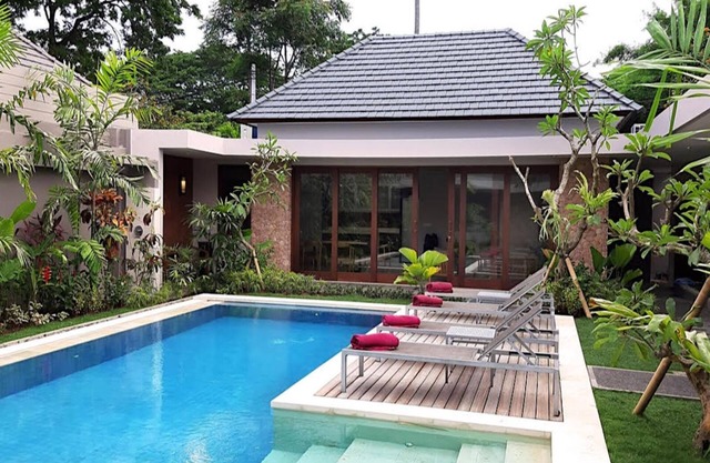 Kejora Beachfront Villa Denpasar 