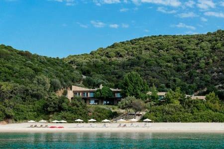 Develikia Private Villa Ierissos 
