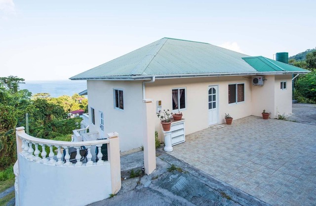 Holiday house Beau Vallon for 2 - 7 persons with 3 bedrooms - Holiday house
