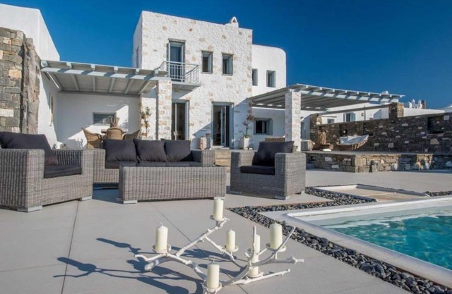 Luxury Paros Villas De Luxe Villa 4 Bedrooms Sea View & Sea Access