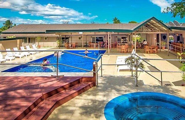 Tanoa Skylodge Hotel