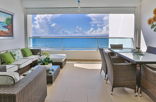 This apartment is a 2 bedroom(s), 2 bathrooms, located in Juan Dolio, San Pedro de Macoris.