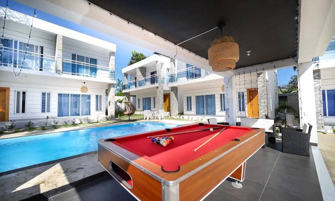 Sosua Villa | 15BD guest-friendly complex, 2 pools, snooker, volley, AC/WiFi/Cable TV
