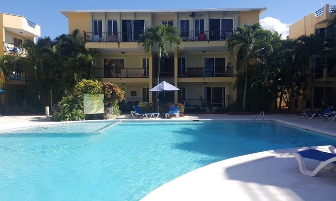 El Batey Apartment | 1BD guest-friendly condo in Sosua center, pool, wifi, cable TV
