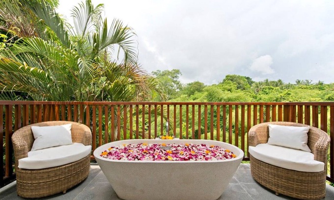Tegal Mengkeb Villa | 212 m² Villa ∙ 2 bedrooms ∙ 4 guests