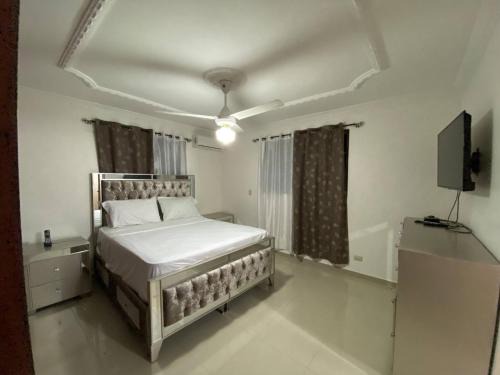 Guaricano Apartment | 3DR Inviting 3-Bedroom Apt in Santo Domingo